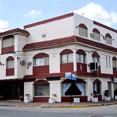 Hotel Alcazar บียามาเรีย ภายนอก รูปภาพ